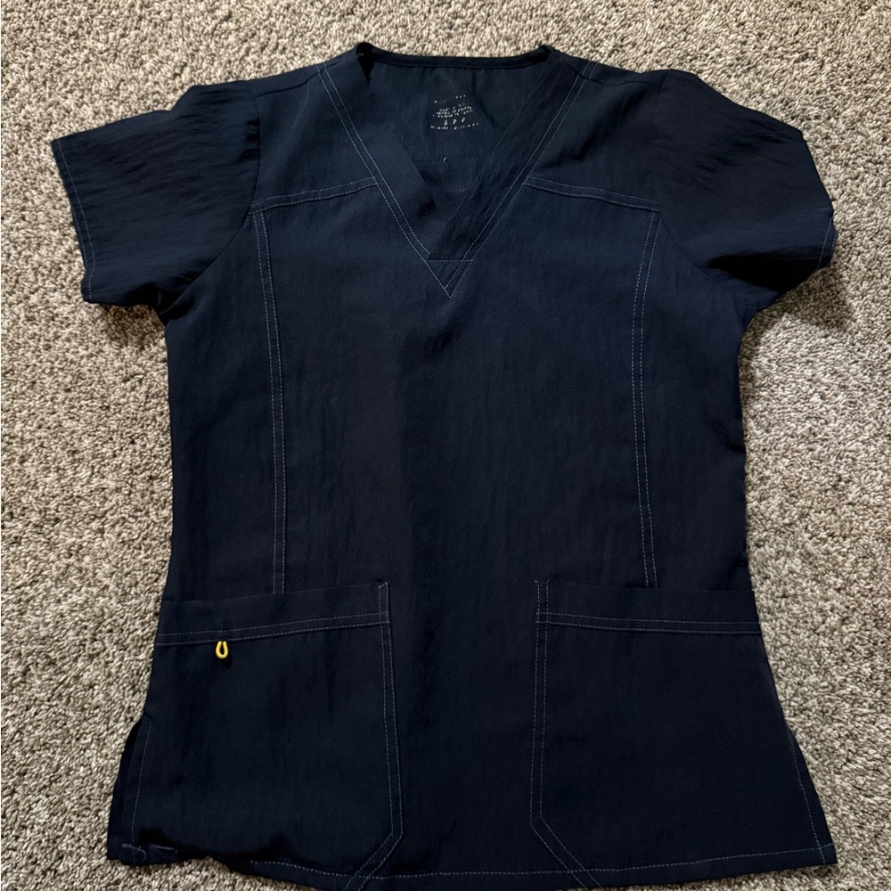 WonderWink Navy V-Neck Short Sleeve Top small